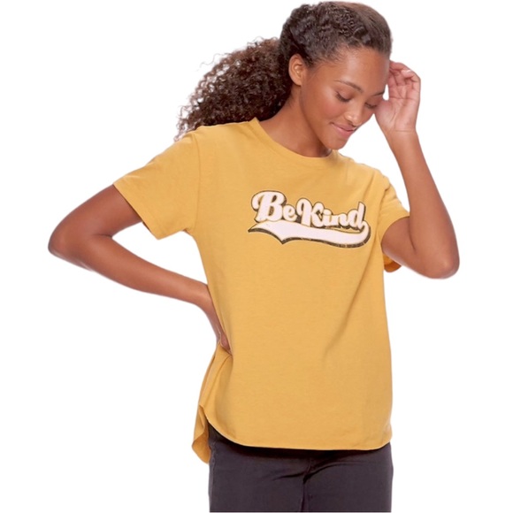 To Write Love On Her Arms & Modern Lux size medium short sleeve shirt bundle EUC - Picture 8 of 15